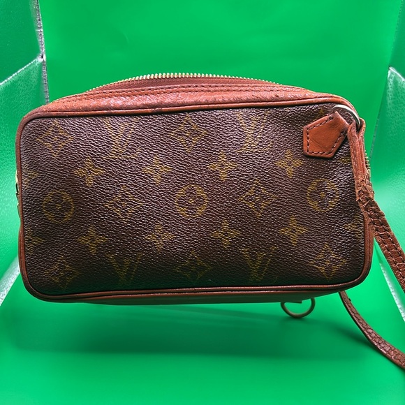 Vintage Louis Vuitton Pouchette Wristlet - Picture 5 of 15